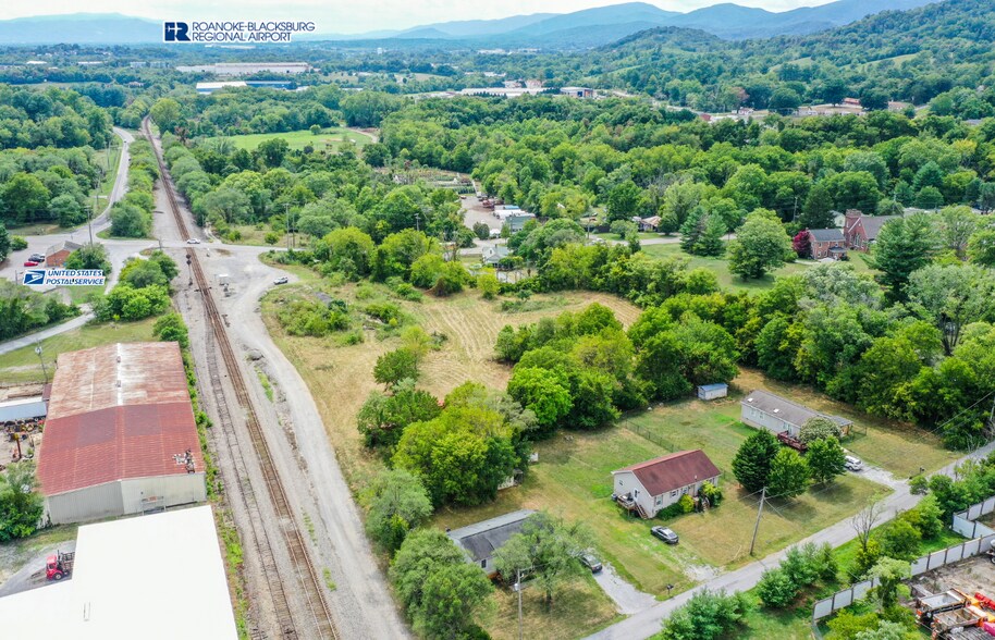 More Photos Of 4574 Read Mountain Rd, Cloverdale Land For Sale