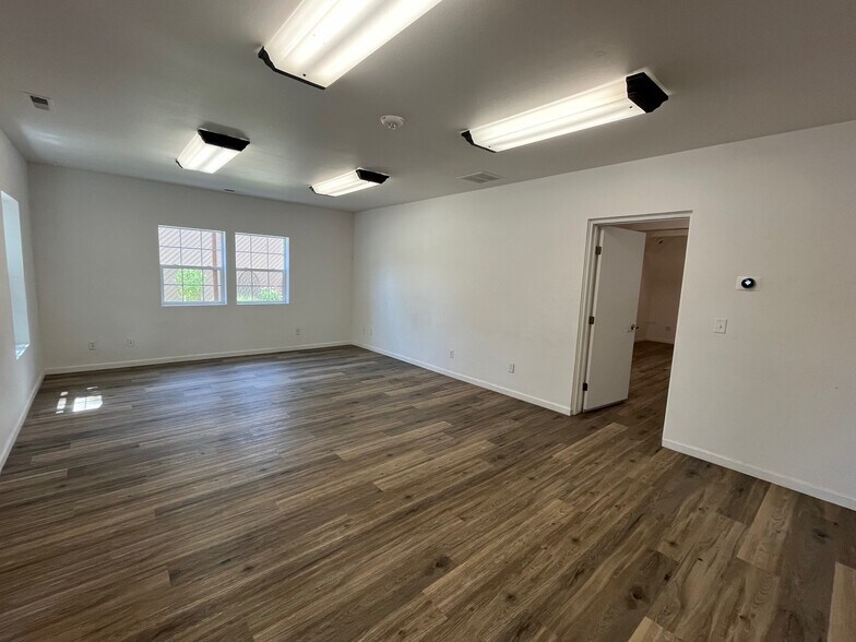 More Photos Of 342 E Idaho St, Eagle Office For Lease