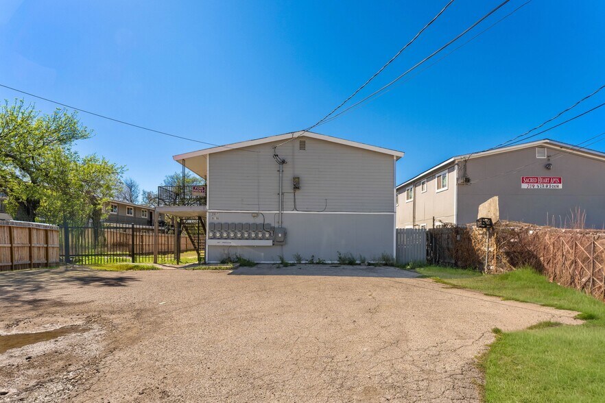 More Photos Of 2807 Observation Dr, San Antonio Apartments For Sale