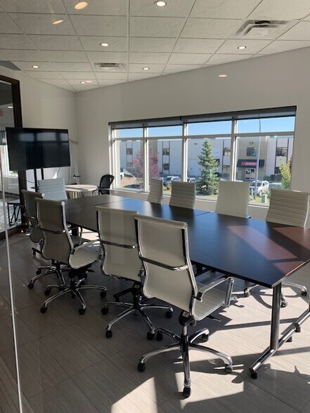 More Photos Of 15 Carlton Dr, St. Albert Flex For Sale