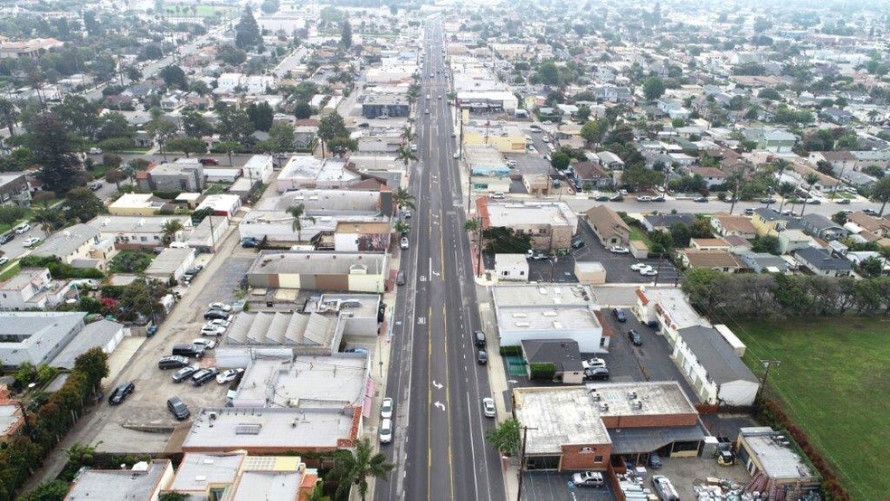 More Photos Of 1793 E Main St, Ventura Storefront For Sale