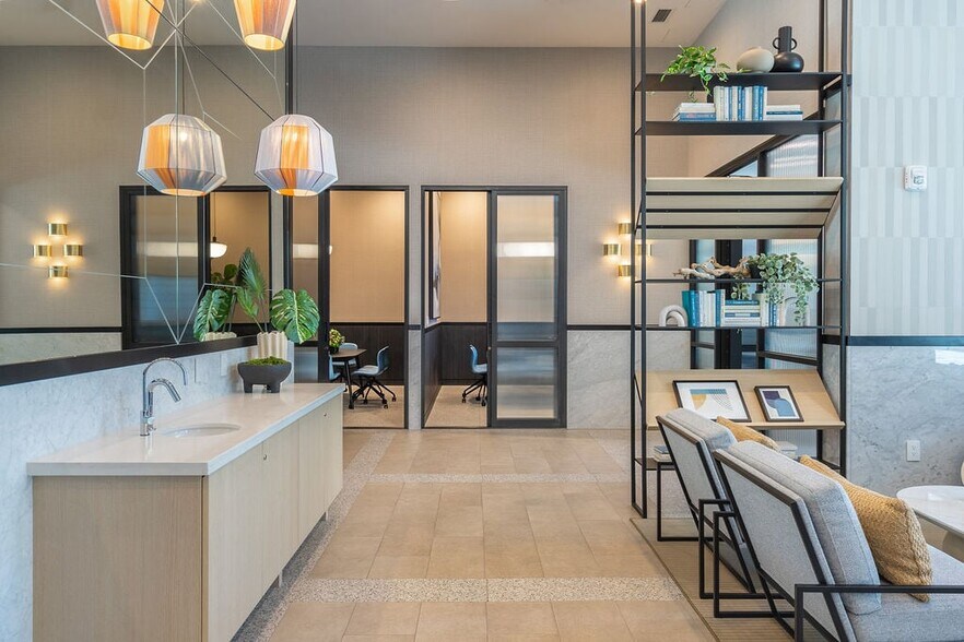 More Photos Of 330 E 3rd St, Long Beach Apartments For Lease