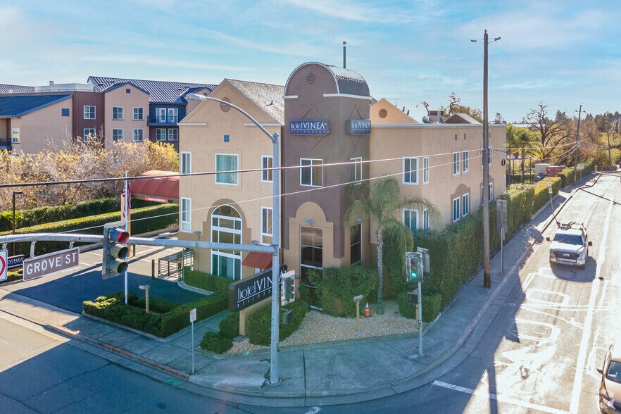 More Photos Of 178 Dry Creek Rd, Healdsburg Hotel For Sale