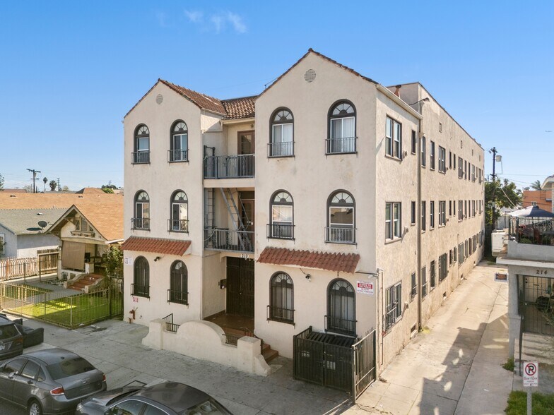 Primary Photo Of 210 W 43rd Pl, Los Angeles Apartments For Sale