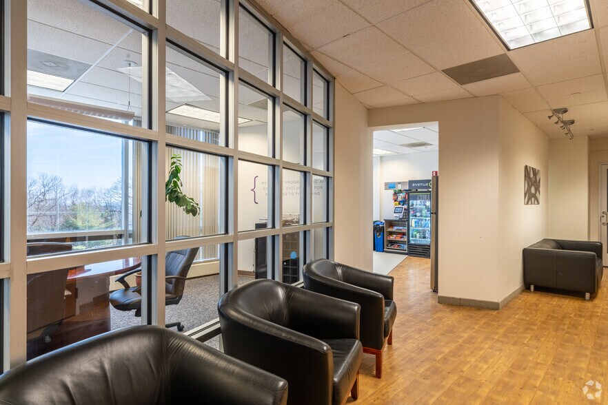 More Photos Of 14 Walsh Dr, Parsippany Office For Lease