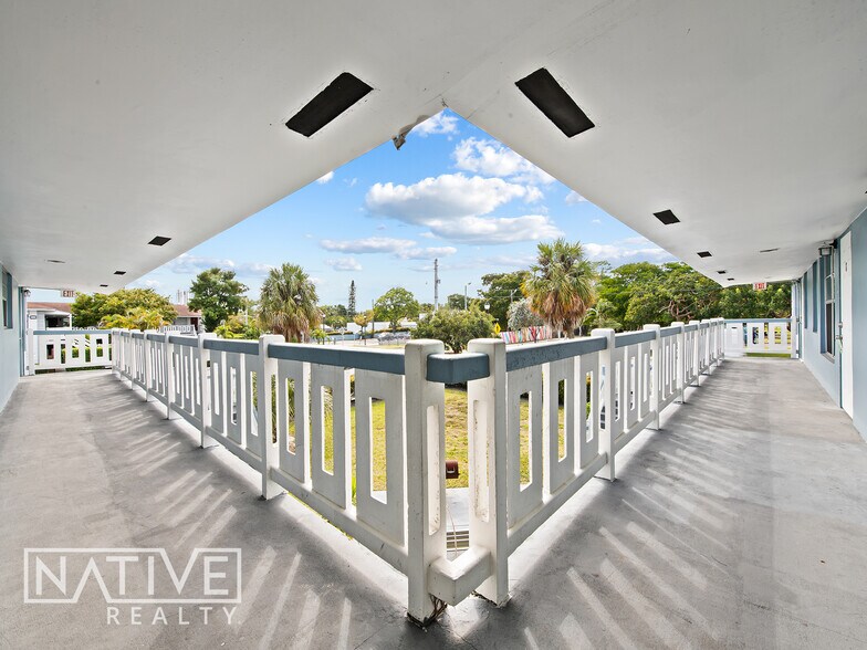 More Photos Of 701 NE 13th Ct, Fort Lauderdale Apartments For Sale