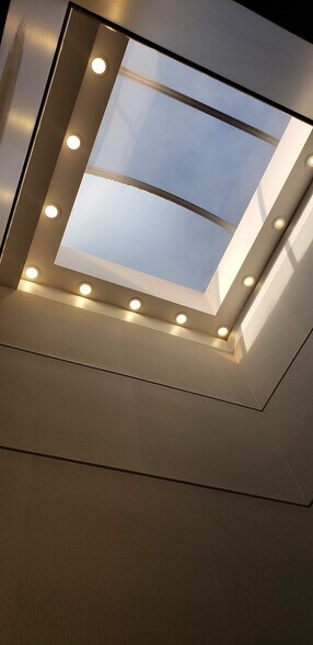More Photos Of 4011 University Dr, Durham Office Residential For Lease