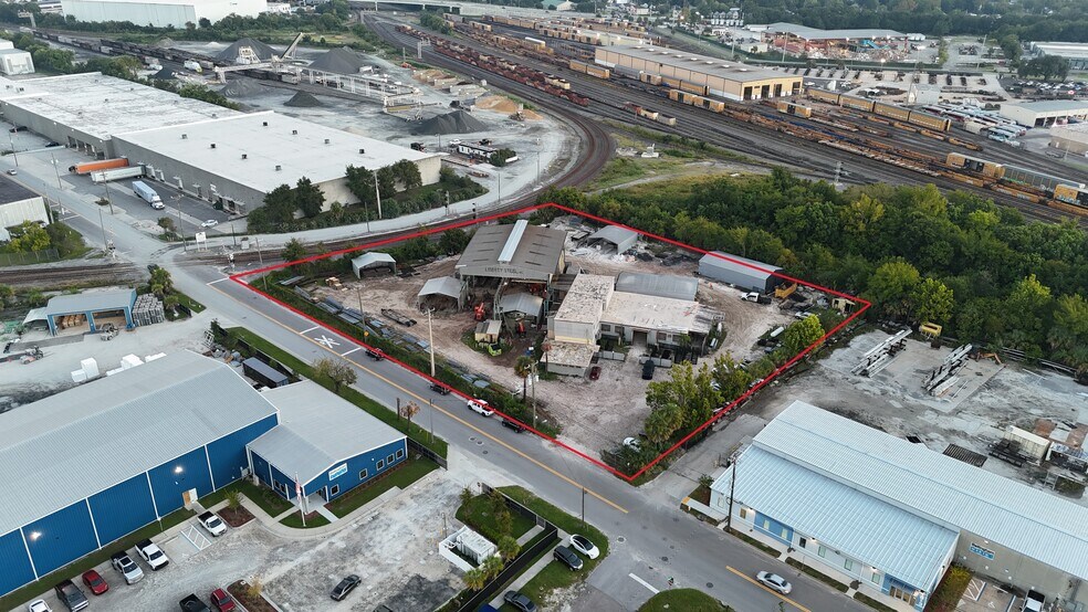 More Photos Of 2021 Dennis St, Jacksonville Manufacturing For Lease