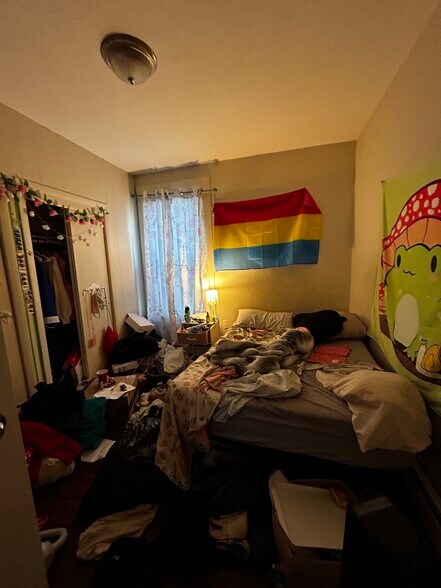 More Photos Of 81 Draher St, Waterbury Apartments For Sale