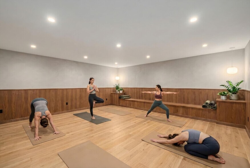 More Photos Of 103-105 E Center Street, Lorena Storefront For Sale