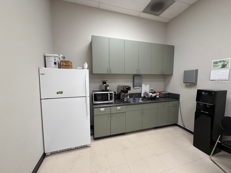 More Photos Of 925 Berryessa Rd, San Jose Manufacturing For Sale