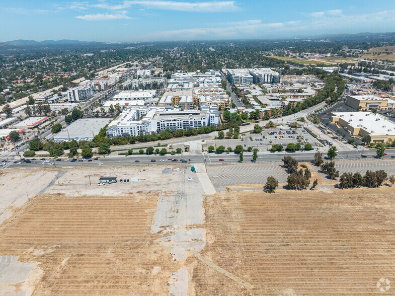 More Photos Of 6633 Canoga Ave, Canoga Park Land For Sale