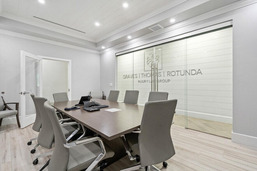 More Photos Of 2651 20th St, Vero Beach Medical For Sale