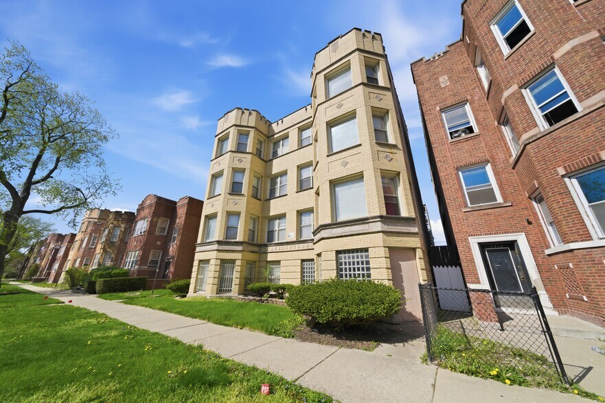 More Photos Of 7716-7718 S East End Ave, Chicago Apartments For Sale