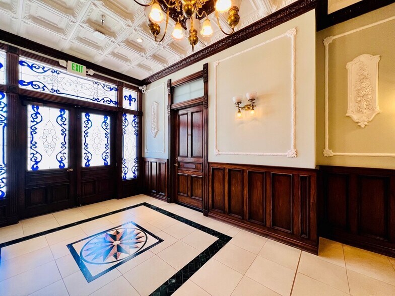 More Photos Of 13323 W Washington Blvd, Culver City Office Residential For Lease