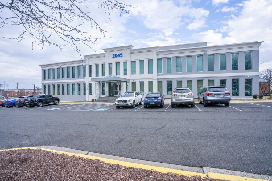 More Photos Of 2045 E University Blvd, Hyattsville Office For Lease