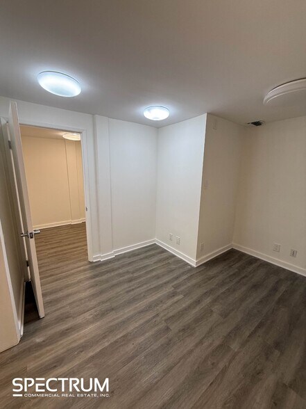 More Photos Of 9701 W Pico Blvd, Los Angeles Medical For Lease