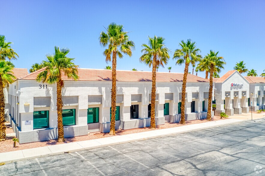 More Photos Of 311 N Pecos Rd, Henderson Telecom Hotel Data Hosting For Lease