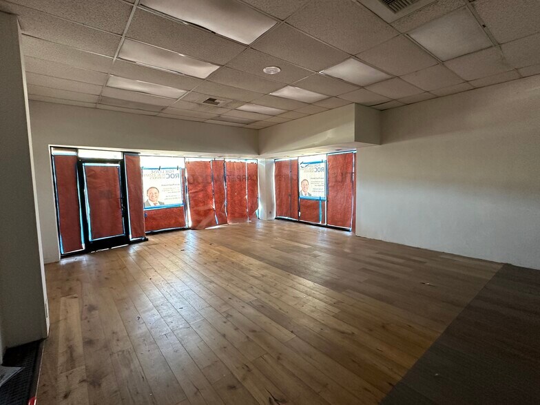 More Photos Of 718-734 Santa Monica Blvd, Santa Monica Storefront Retail Office For Lease