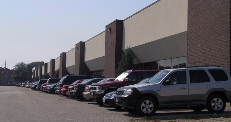 More Photos Of 77 Browns Line, Toronto Manufacturing For Lease