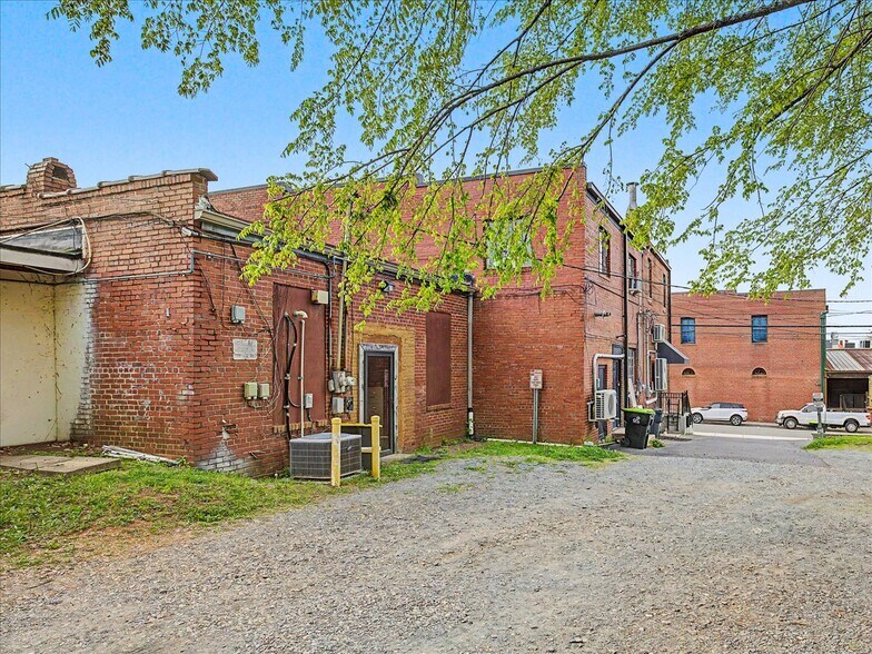 More Photos Of 119 Hillsboro St, Pittsboro Office For Sale