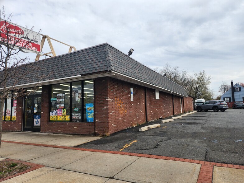 More Photos Of 550 Hamilton St, Somerset Convenience Store For Sale