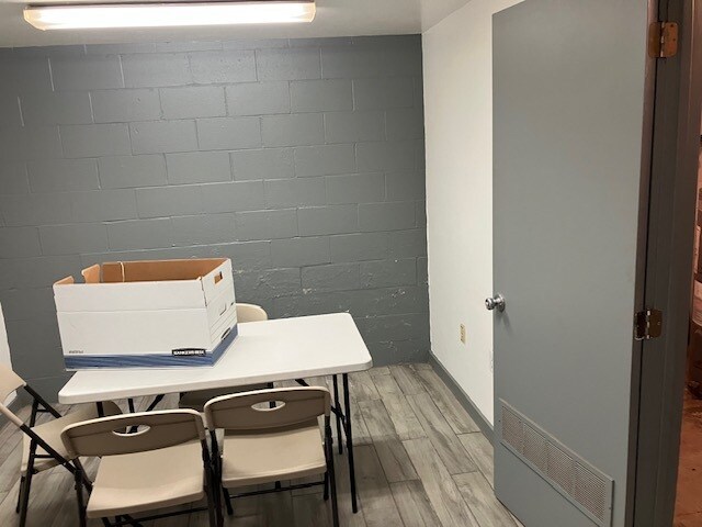 More Photos Of 1110 Island Ave, McKees Rocks Warehouse For Lease