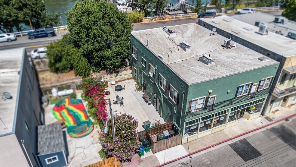 More Photos Of 14138 Market St, Walnut Grove Storefront Retail Residential For Sale