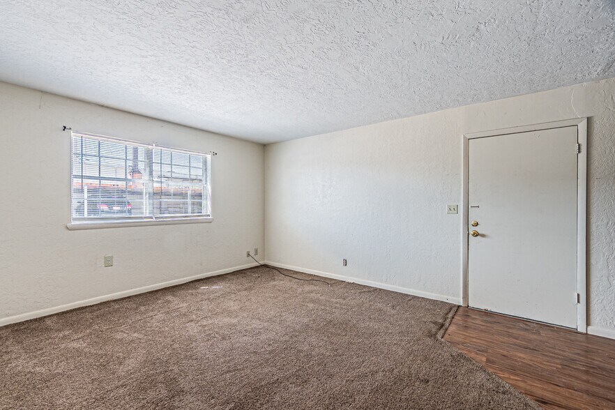 More Photos Of 1621 N 13th St, Frederick Apartments For Sale