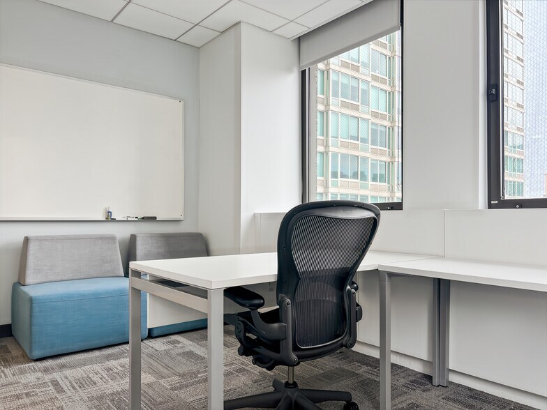 More Photos Of 5 Penn Plaza, New York Coworking Space