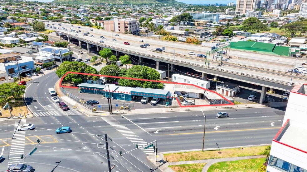 More Photos Of 3065 Kapiolani Blvd, Honolulu Warehouse For Sale