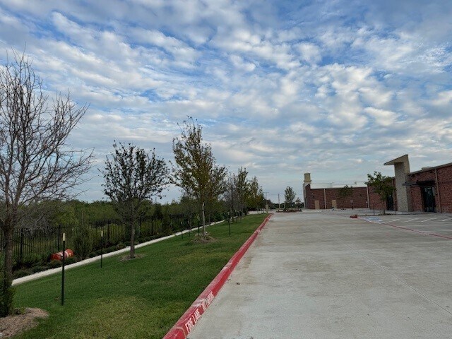 More Photos Of 1767 Old State Highway 24, Little Elm Unknown For Lease