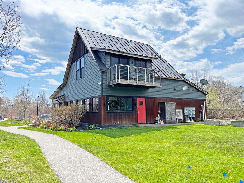 More Photos Of 517 Ocean House Rd, Cape Elizabeth Restaurant For Sale