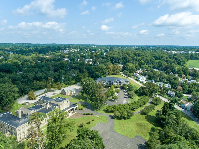 More Photos Of 100 W Laurel Ave, Cheltenham Township Office For Lease