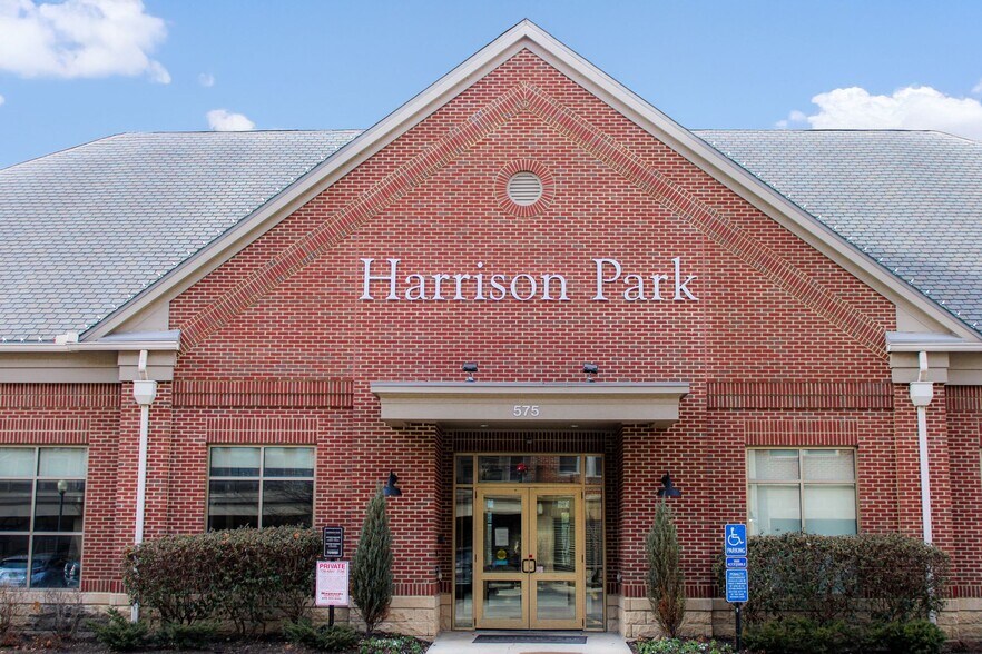 Primary Photo Of 575 W 1st Ave, Columbus Office For Sale