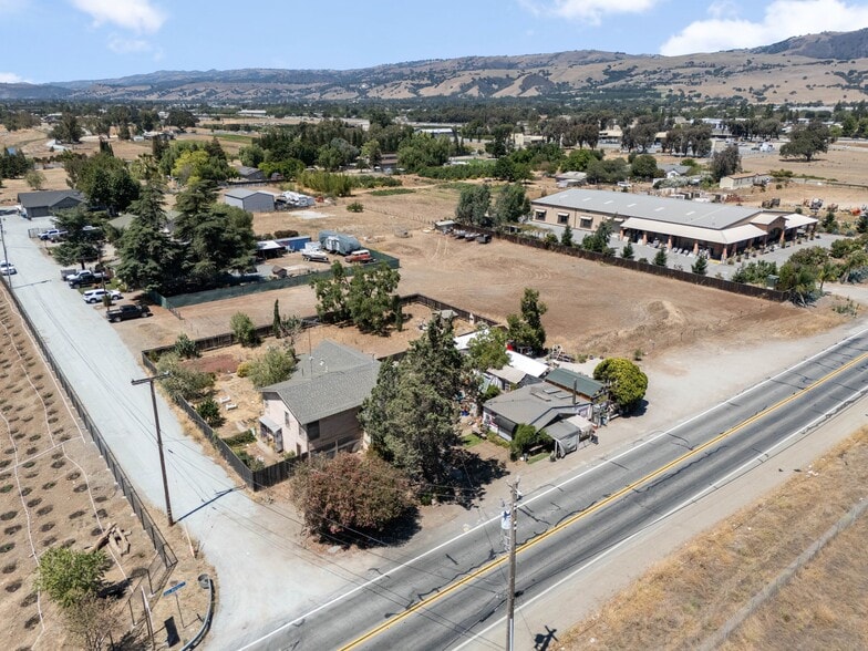 More Photos Of 13350 Kimble Ct, San Martin Apartments For Sale