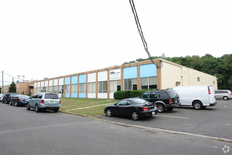 More Photos Of 945-965 Ball Ave, Union Township Manufacturing For Lease