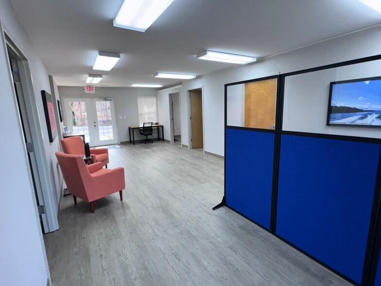 More Photos Of 6a Accountants cir, Seneca Office Residential For Lease