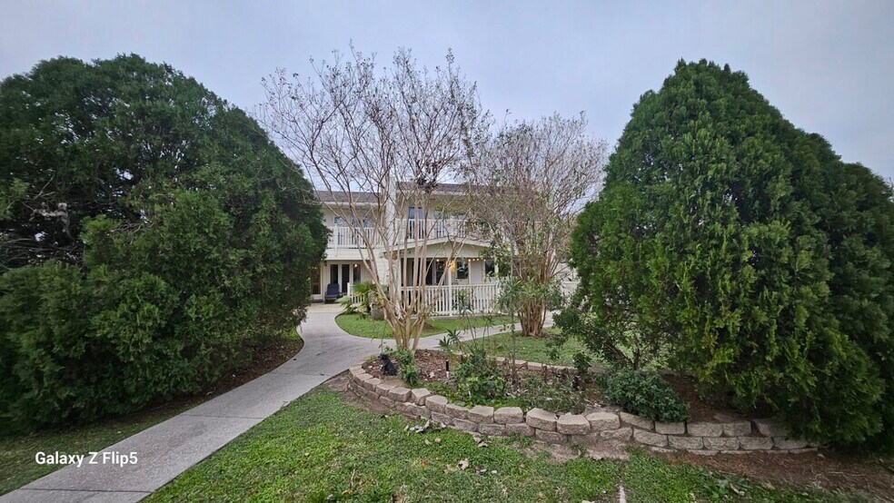 More Photos Of 4309 Young St, Pasadena General Retail For Sale