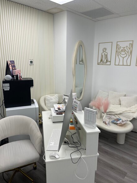 More Photos Of 3626-3628 E Tremont Ave, Bronx Medical For Lease