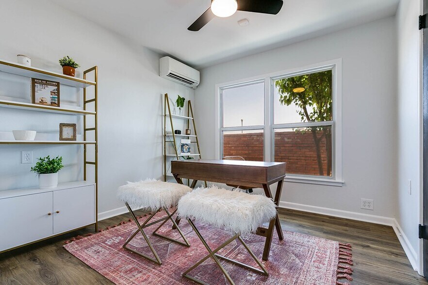 More Photos Of 2307 W Harris Ave, San Angelo Office Residential For Sale