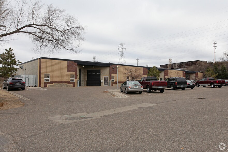 More Photos Of 6410-6460 W Oxford St, Saint Louis Park Warehouse For Lease
