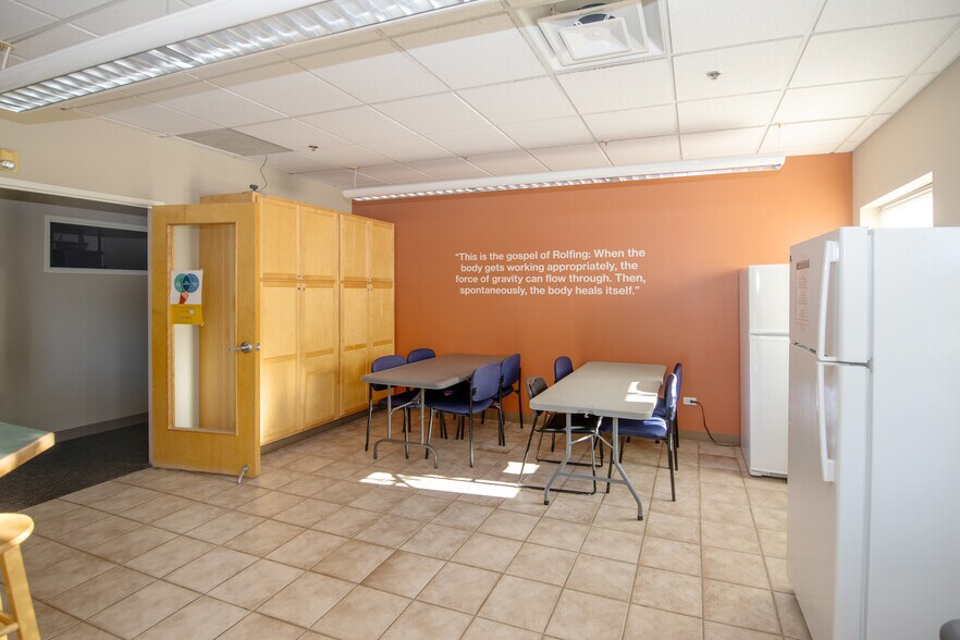 More Photos Of 5055 Chaparral Ct, Boulder Flex For Sale