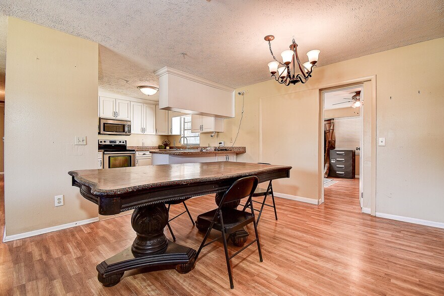 More Photos Of 11425 Sun Rd, Dade City Healthcare For Sale