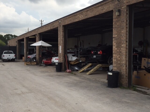 More Photos Of 3810 Pinemont Dr, Houston Auto Repair For Sale
