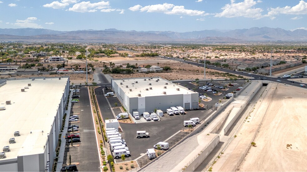 More Photos Of 5780 Edmond St, Las Vegas Warehouse For Sale