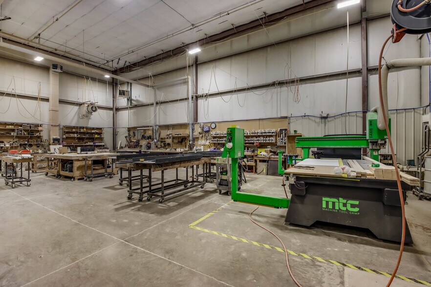 More Photos Of 653 Tower Dr, Cadott Manufacturing For Sale