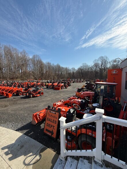 More Photos Of 3030 Crain Hwy, Upper Marlboro Auto Dealership For Sale