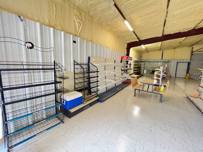 More Photos Of 7015 Highway 82, Tahlequah Convenience Store For Sale