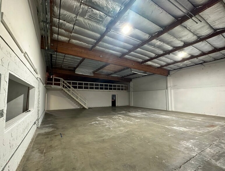 More Photos Of 2800 S Rodeo Gulch Rd, Soquel Warehouse For Lease